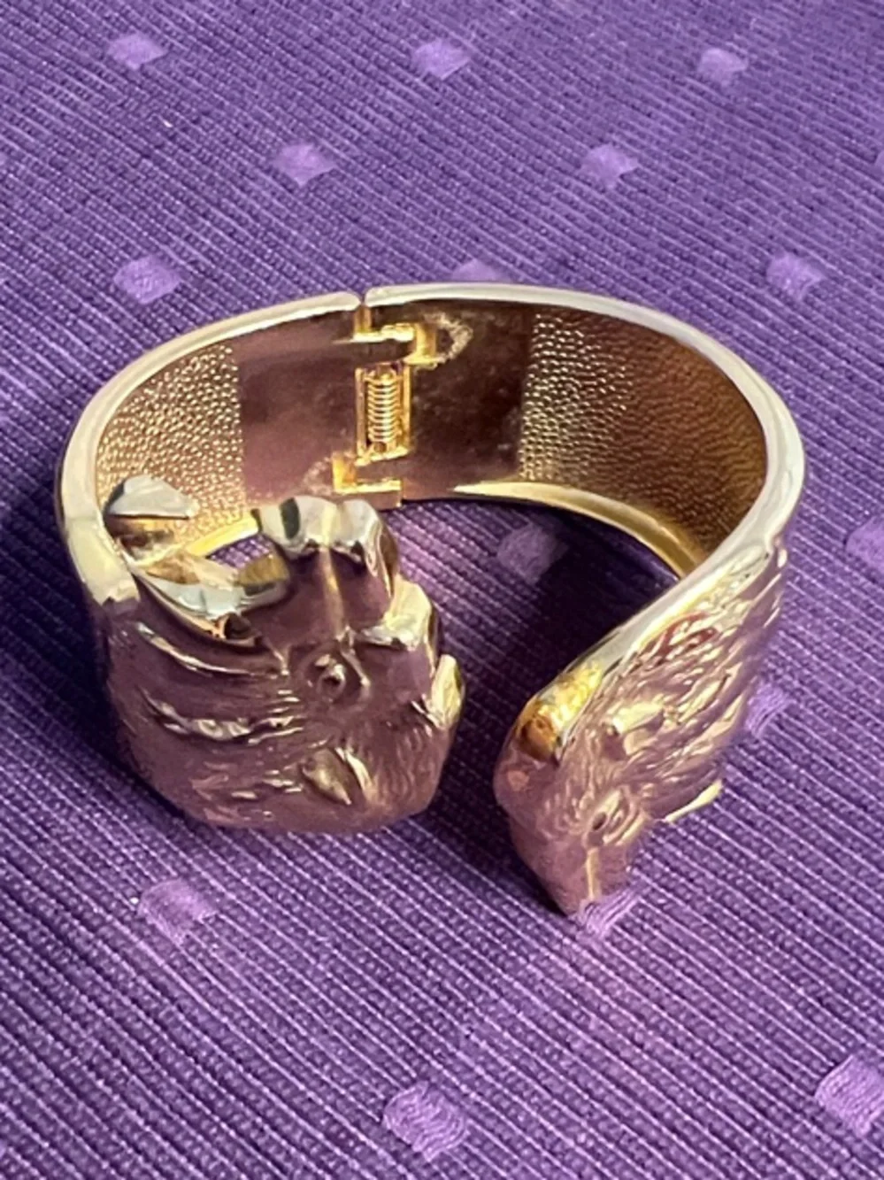 Gold Lion Head Cuff Bracelet. Vintage LN